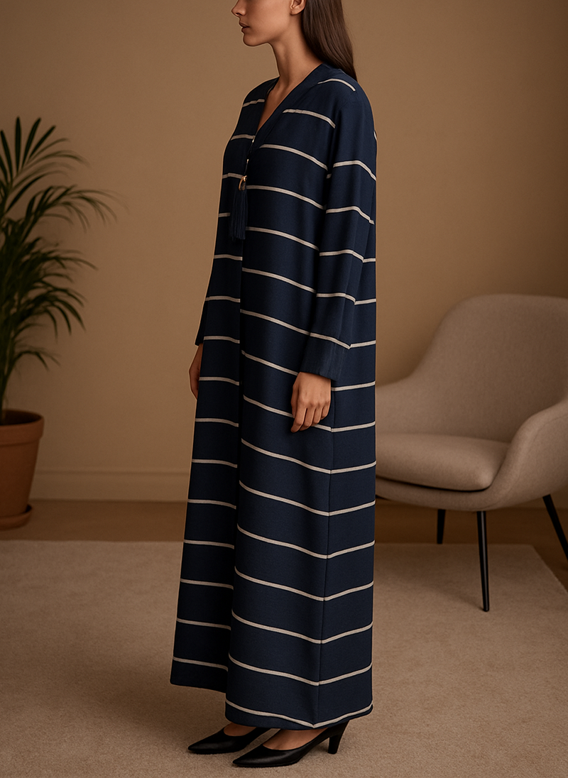 Open Sada Zoom Abaya – White Line (Regular Fit) AMI-24